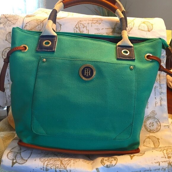 Tommy Hilfiger Handbags - Tommy Hilfiger Canvas Bag